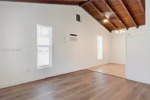 1085 NE 128th St, North Miami, FL 33161 - Photo 9