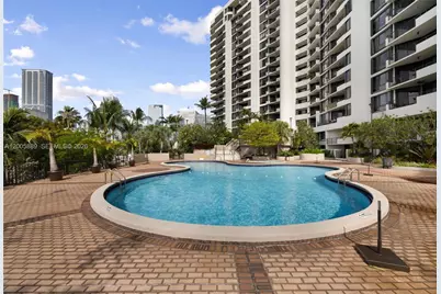 520 Brickell Key Dr #A1001, Miami, FL 33131 - Photo 19