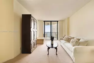 520 Brickell Key Dr, Miami, FL 33131 - Photo 3