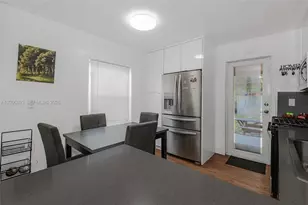 367 E 46th St, Hialeah, FL 33013 - Photo 7