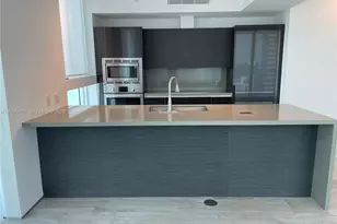 1080 Brickell Ave, Miami, FL 33131 - Photo 17