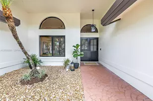10401 NW 48th Manor, Coral Springs, FL 33076 - Photo 7