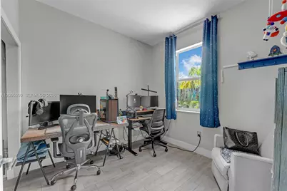 945 SW 154th Ct, Miami, FL 33194 - Photo 21