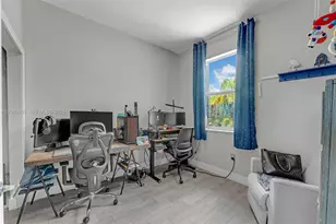 945 SW 154th Ct, Miami, FL 33194 - Photo 21