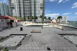 1155 Brickell Bay Dr, Miami, FL 33131 - Photo 27