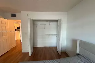 1155 Brickell Bay Dr, Miami, FL 33131 - Photo 17