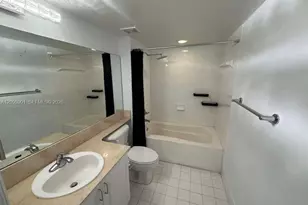 1155 Brickell Bay Dr, Miami, FL 33131 - Photo 19