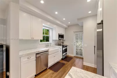 528 Alcazar Ave, Coral Gables, FL 33134 - Photo 9