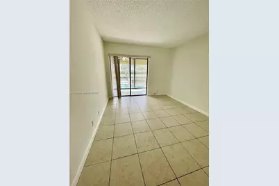 2320 S Cypress Bend Dr #204, Pompano Beach, FL 33069 - Photo 11