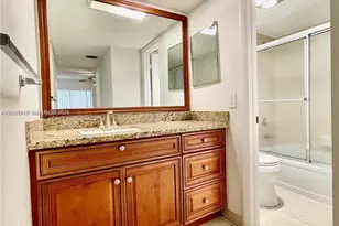 2320 S Cypress Bend Dr, Pompano Beach, FL 33069 - Photo 13