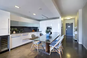 220 21st St, Miami Beach, FL 33139 - Photo 3