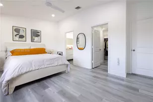 345 NE 194th Ln, Miami, FL 33179 - Photo 17