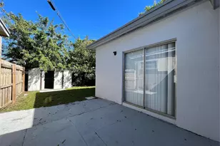 6301 SW 20th St, North Lauderdale, FL 33068 - Photo 15