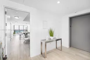 460 NE 28th St, Miami, FL 33137 - Photo 13