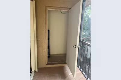 201 Lakeview Drive #204, Weston, FL 33326 - Photo 25