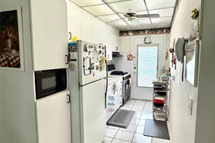 11 NE 204th St, Miami Gardens, FL 33179 - Photo 7