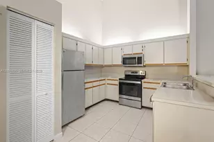 4397 Woodstock Dr, West Palm Beach, FL 33409 - Photo 7