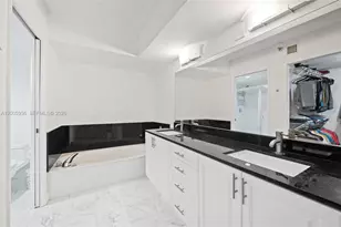 19101 NE 36th Ct, Aventura, FL 33180 - Photo 11