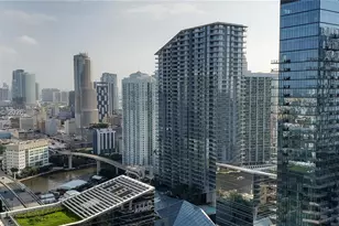 55 SW 9th St, Miami, FL 33130 - Photo 21