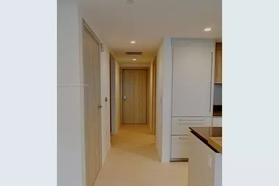 1000 Brickell Plz #4907, Miami, FL 33131 - Photo 27