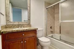 2320 S Cypress Bend Dr, Pompano Beach, FL 33069 - Photo 11