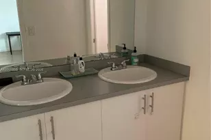 1975 NE 135th St, North Miami, FL 33181 - Photo 9