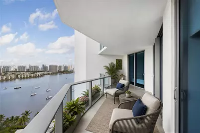 17301 Biscayne Blvd #1704, North Miami Beach, FL 33160 - Photo 3