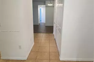 3600 Oaks Clubhouse Dr, Pompano Beach, FL 33069 - Photo 3