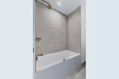 77 SE 5th St #4106, Miami, FL 33131 - Photo 15