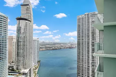 77 SE 5th St #4106, Miami, FL 33131 - Photo 1
