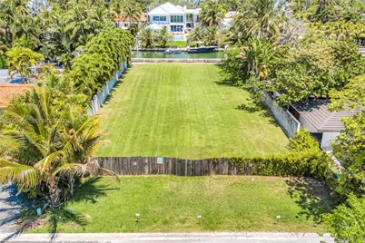 1051 NE 83rd St, Miami, FL 33138 - Photo 7