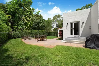 720 Minorca Ave #-, Coral Gables, FL 33134 - Photo 15
