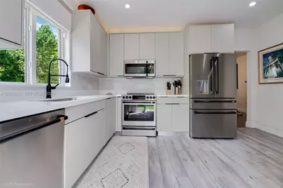 720 Minorca Ave #-, Coral Gables, FL 33134 - Photo 9