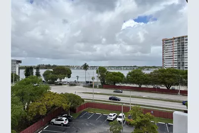 1200 NE Miami Gardens Dr #606W, Miami, FL 33179 - Photo 9