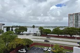 1200 NE Miami Gardens Dr, Miami, FL 33179 - Photo 9