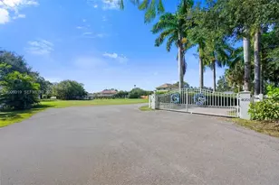 4001 SW 73rd Ave, Davie, FL 33314 - Photo 15