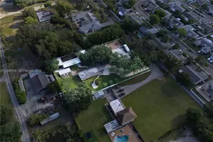 4001 SW 73rd Ave, Davie, FL 33314 - Photo 5