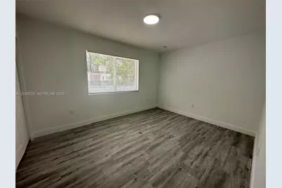1095 NE 149th St #., Miami, FL 33161 - Photo 5