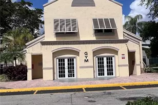 8290 Lake Dr, Doral, FL 33166 - Photo 39