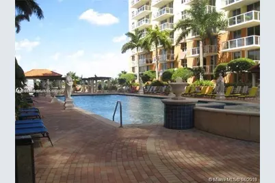 5091 NW 7th St #807, Miami, FL 33126 - Photo 9