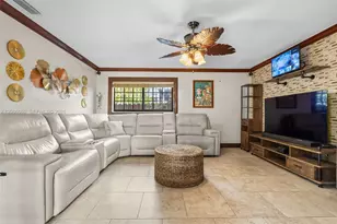 766 W 36th St, Hialeah, FL 33012 - Photo 23