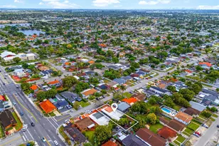 766 W 36th St, Hialeah, FL 33012 - Photo 59