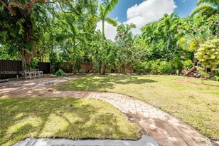 11222 NE 9th Ave, Biscayne Park, FL 33161 - Photo 11