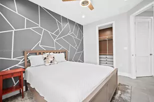 4392 NW 80th Ave, Doral, FL 33166 - Photo 15