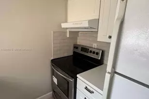 8500 SW 109th Ave, Miami, FL 33173 - Photo 7