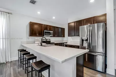 3506 W 106th Ter, Hialeah, FL 33018 - Photo 15