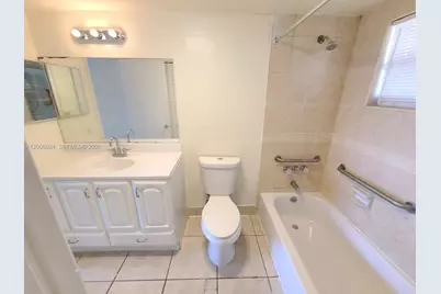 15600 NW 7th Ave #709, Miami, FL 33169 - Photo 9