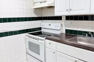 10090 NW 80th Ct, Hialeah Gardens, FL 33016 - Photo 3