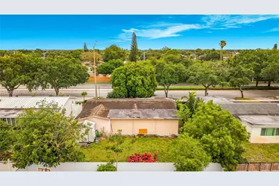 750 N Douglas Rd, Pembroke Pines, FL 33024 - Photo 5