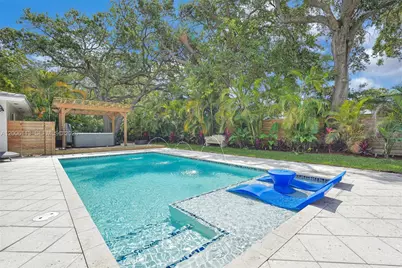 2 NW 89th St, El Portal, FL 33150 - Photo 1
